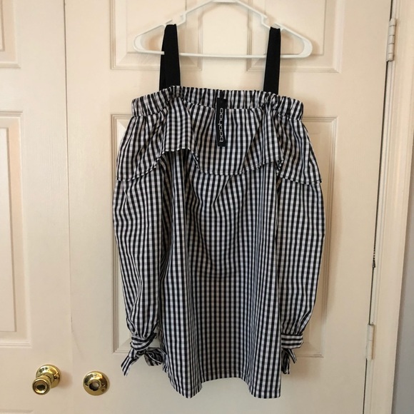 *SOLD* 
Long Sleeve Gingham Ruffle Dress - Picture 2 of 3